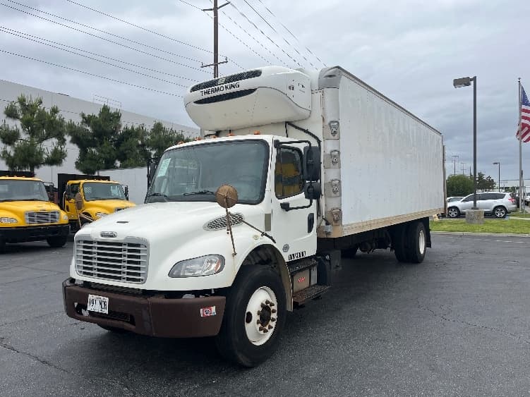 2019 Freightliner M2 106 in La Mirada, CA — photo 3