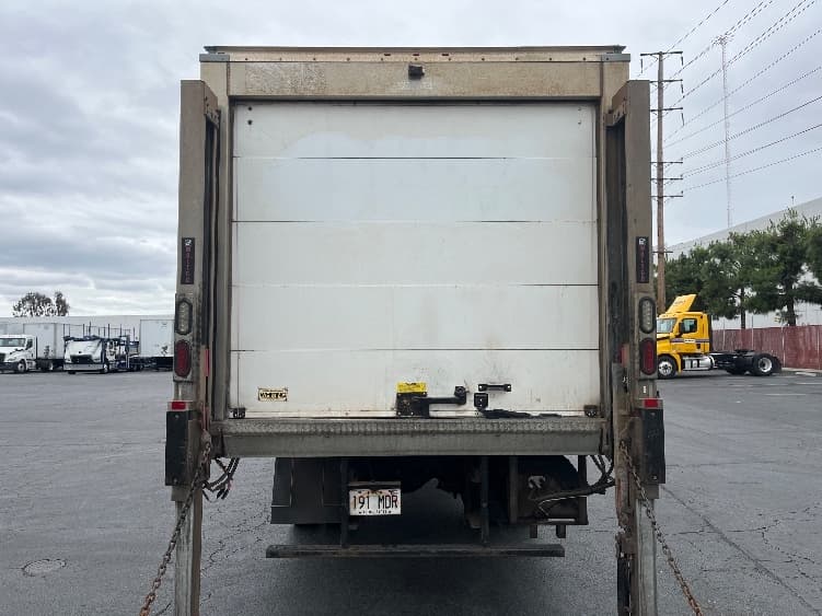 2019 Freightliner M2 106 in La Mirada, CA — photo 7