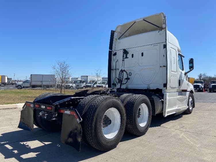 2019 Freightliner Cascadia in San Antonio, TX — photo 7