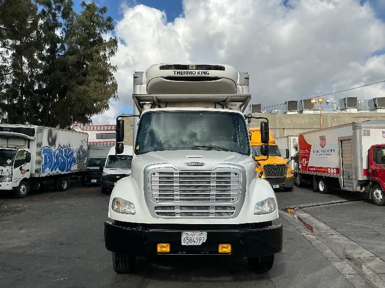 2019 Freightliner M2 112 in Torrance, CA — photo 2