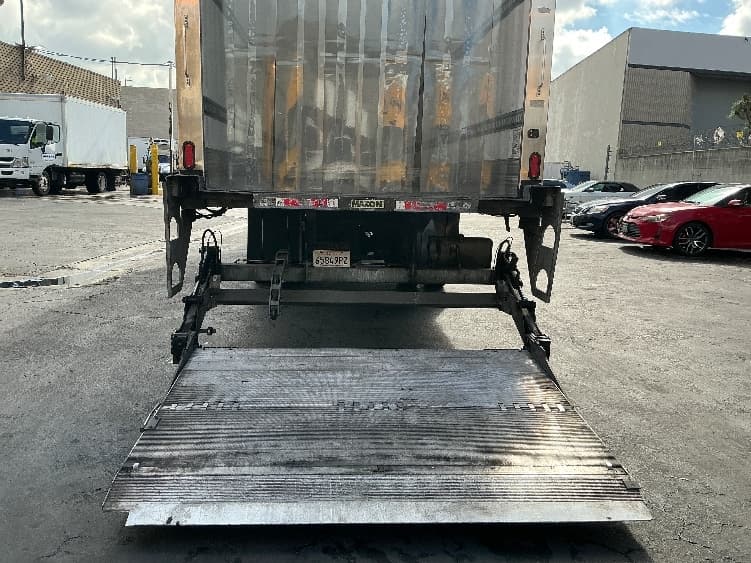 2019 Freightliner M2 112 in Torrance, CA — photo 9