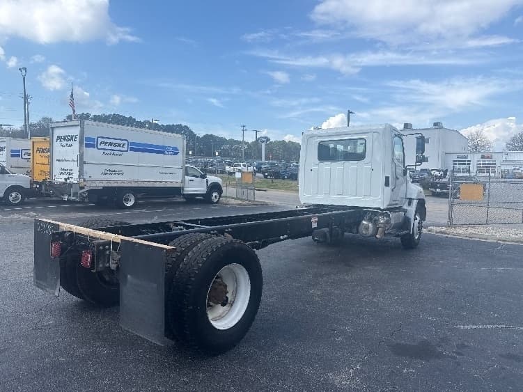 2019 Hino 338 in Duluth, GA — photo 8