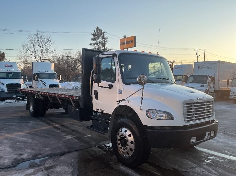 2019 Freightliner M2 106