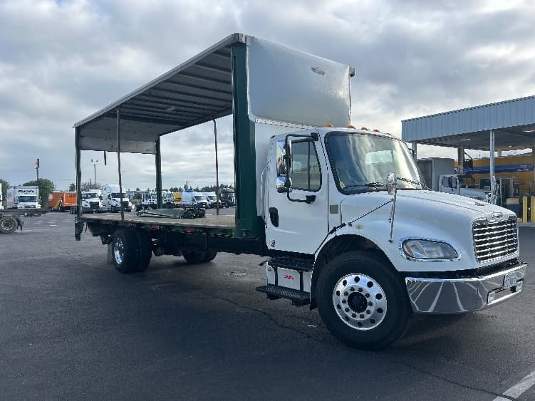 2020 Freightliner M2 106