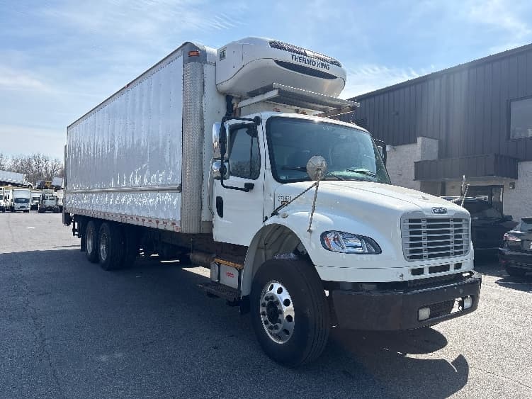 2017 Freightliner M2 106