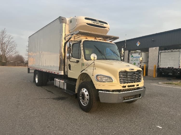 2019 Freightliner M2 106