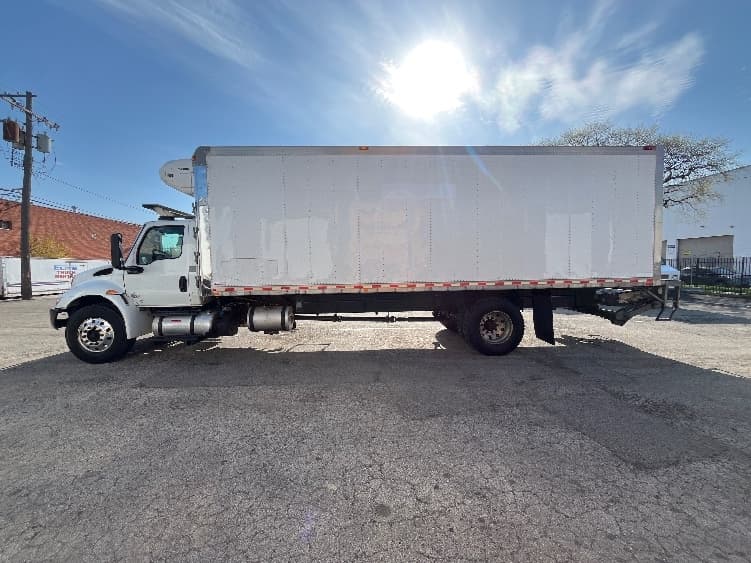 2019 International MV in Chicago (Melrose Park), IL — photo 4