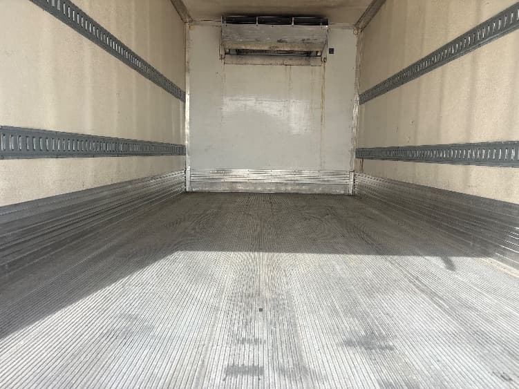 2019 Isuzu NRR in Houston, TX — photo 10