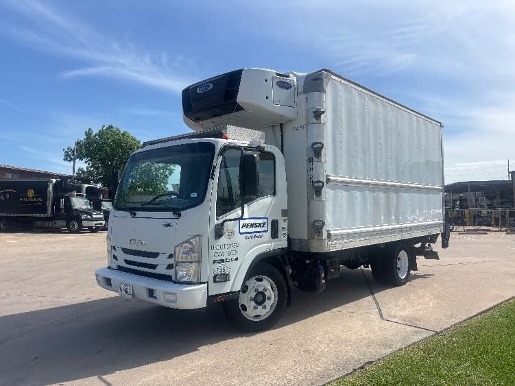 2019 Isuzu NRR in Houston, TX — photo 3