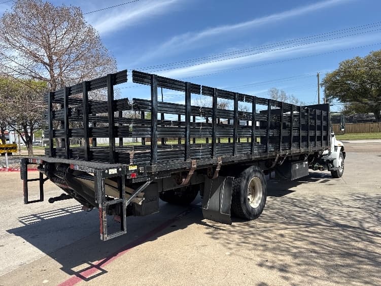 2019 International 4300 in Garland, TX — photo 10