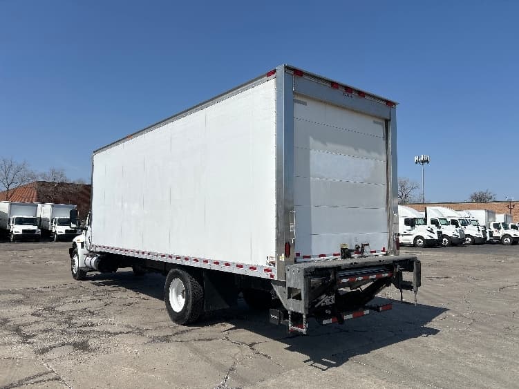 2019 International MV in Chicago (Melrose Park), IL — photo 6