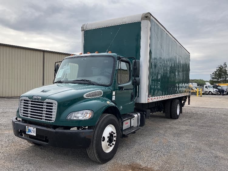 2019 Freightliner M2 106 in Pensacola, FL — photo 3