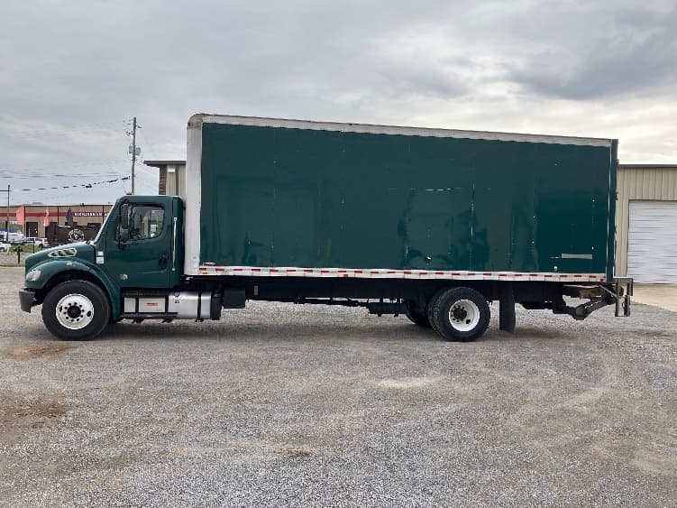 2019 Freightliner M2 106 in Pensacola, FL — photo 4