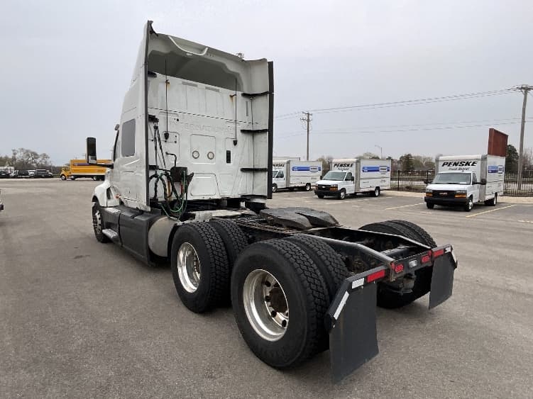 2019 International LT in Windsor, WI — photo 5