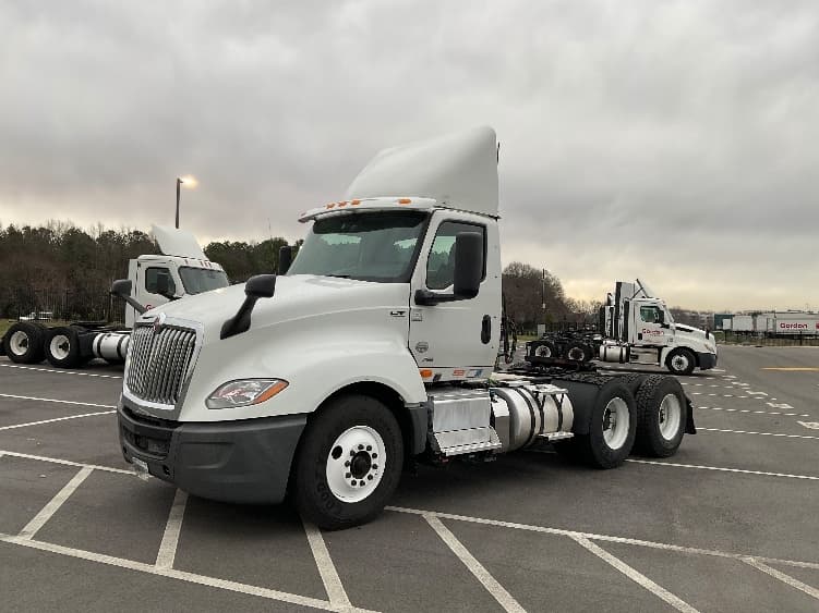 2019 International LT in Concord, NC — photo 3
