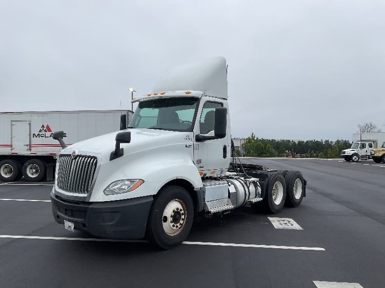 2019 International LT in Concord, NC — photo 3