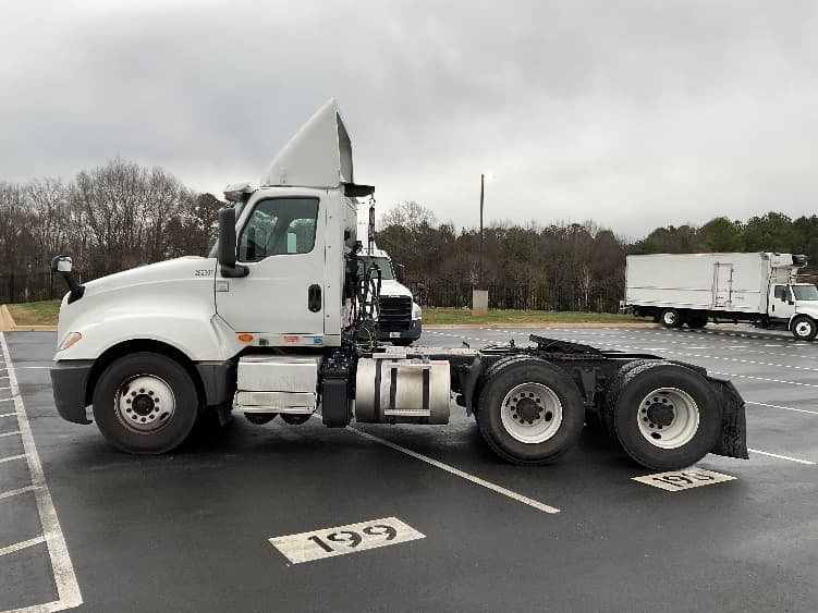 2019 International LT in Concord, NC — photo 4