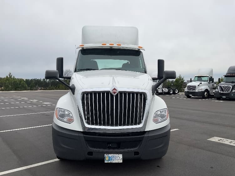 2019 International LT in Concord, NC — photo 2
