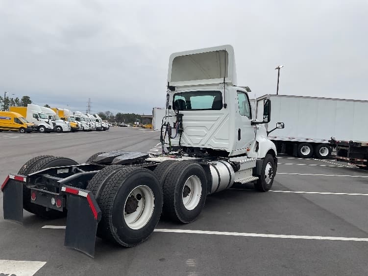 2019 International LT in Concord, NC — photo 7