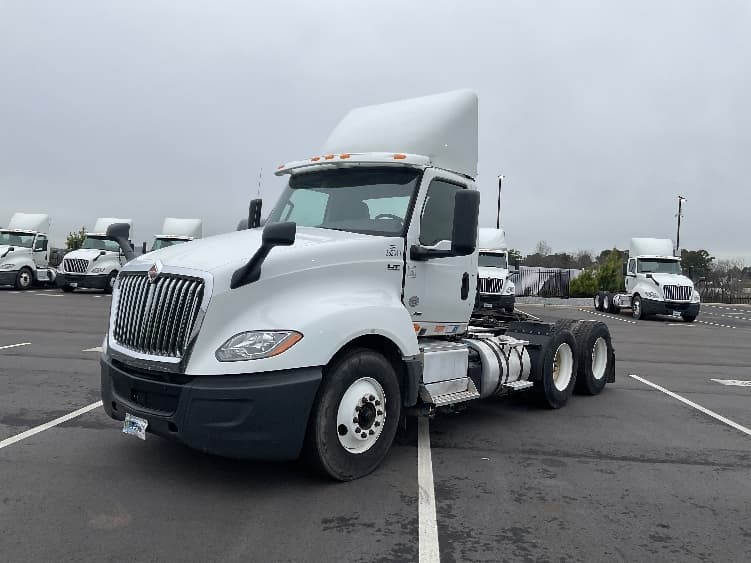 2019 International LT in Concord, NC — photo 3