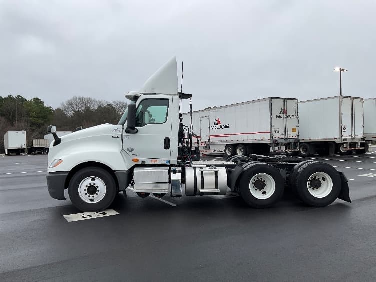 2019 International LT in Concord, NC — photo 4
