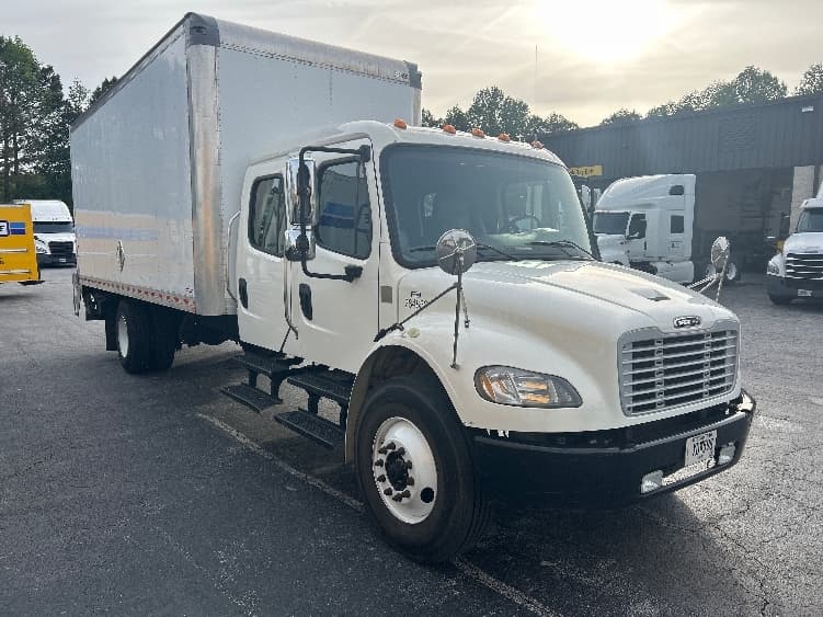 2020 Freightliner M2 106