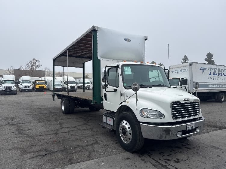 2020 Freightliner M2 106