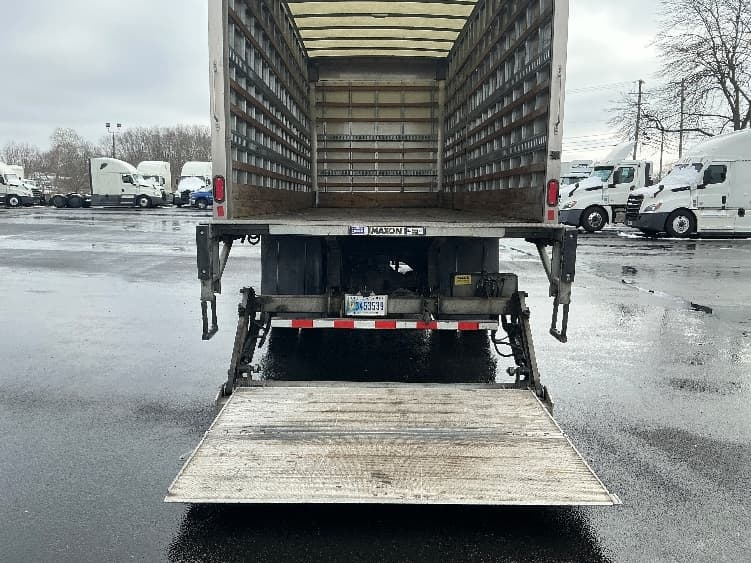 2020 Freightliner M2 106 in Lexington, KY — photo 9