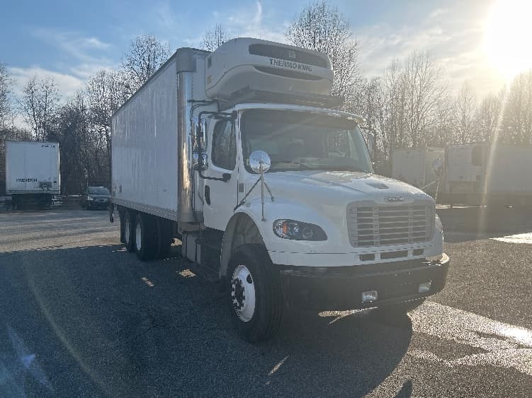 2020 Freightliner M2 106