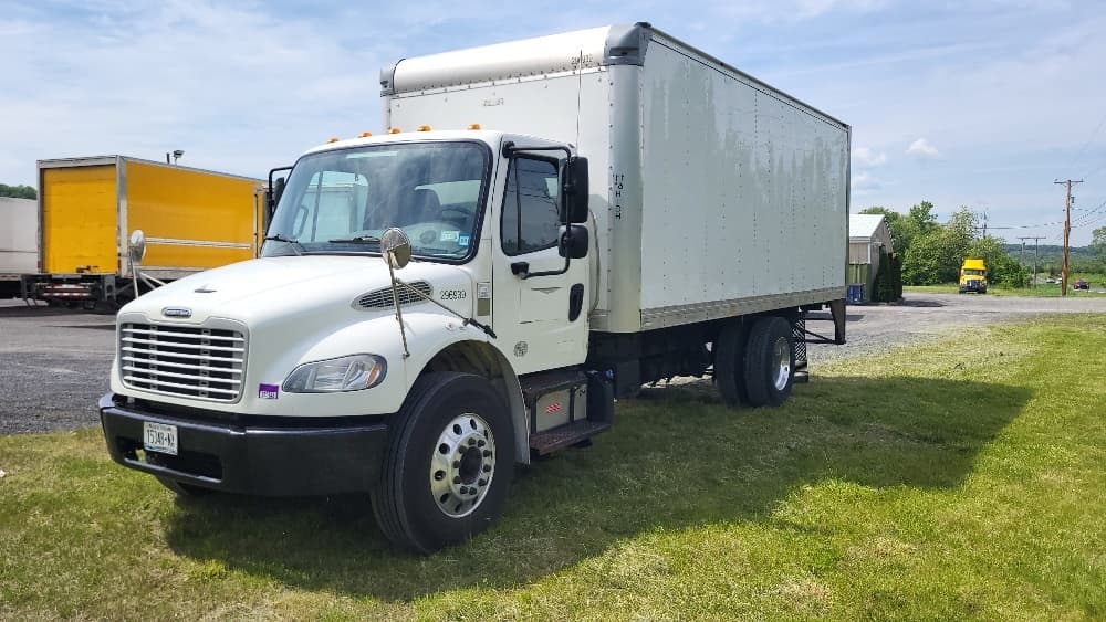 2019 Freightliner M2 106