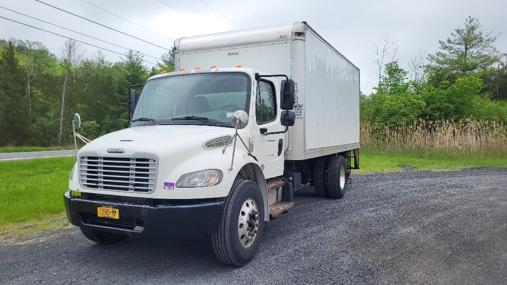 2019 Freightliner M2 106