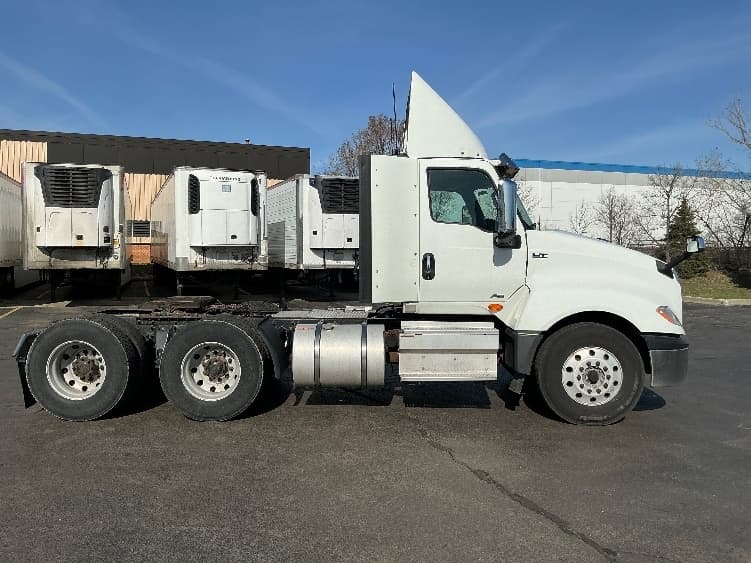 2020 International LT in Sturtevant, WI — photo 8
