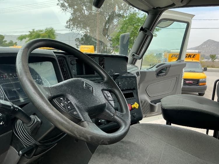 2020 International LT in Fontana, CA — photo 10