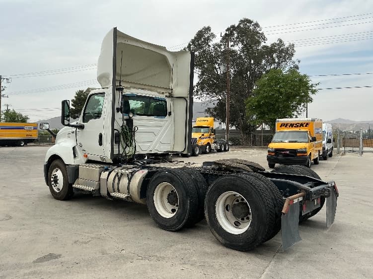 2020 International LT in Fontana, CA — photo 5