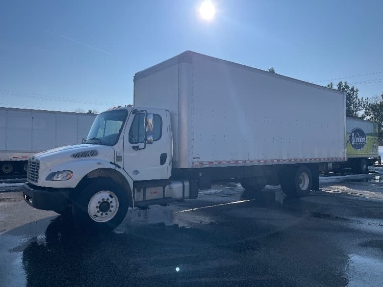 2020 Freightliner M2 106 in Middlefield, OH — photo 3