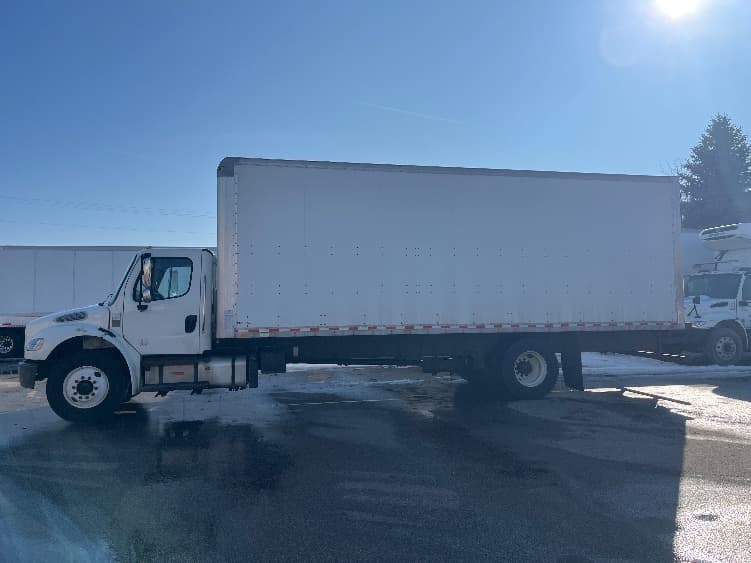 2020 Freightliner M2 106 in Middlefield, OH — photo 4