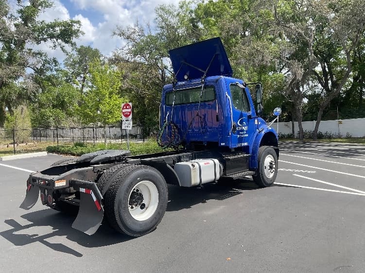 2020 Freightliner M2 106 in Tampa, FL — photo 7