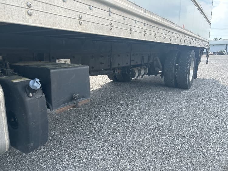 2018 Freightliner M2 106 in Milford, DE — photo 5