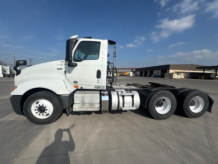 2018 International LT in Fort Worth, TX — photo 4