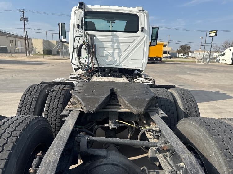 2018 International LT in Fort Worth, TX — photo 6