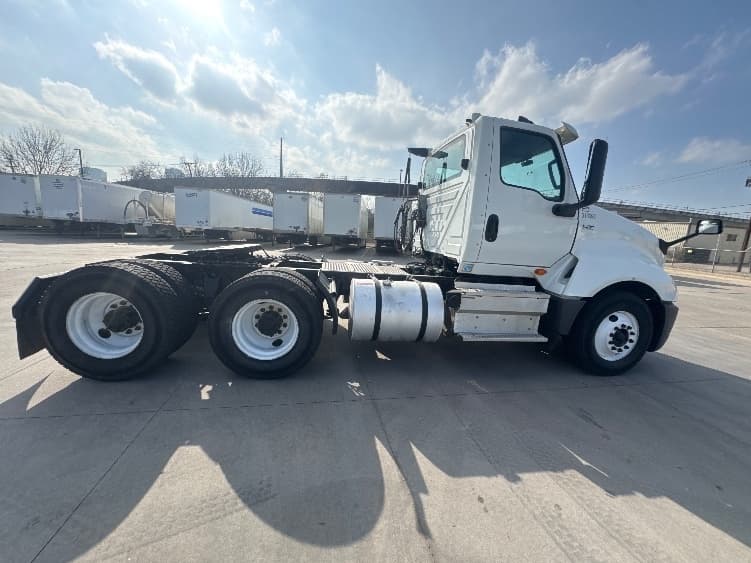 2018 International LT in Fort Worth, TX — photo 8