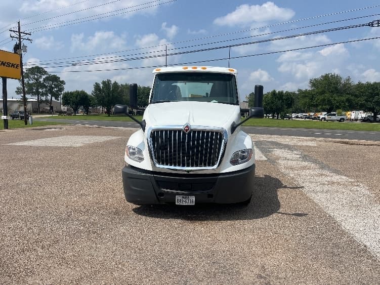 2018 International LT in Longview, TX — photo 2