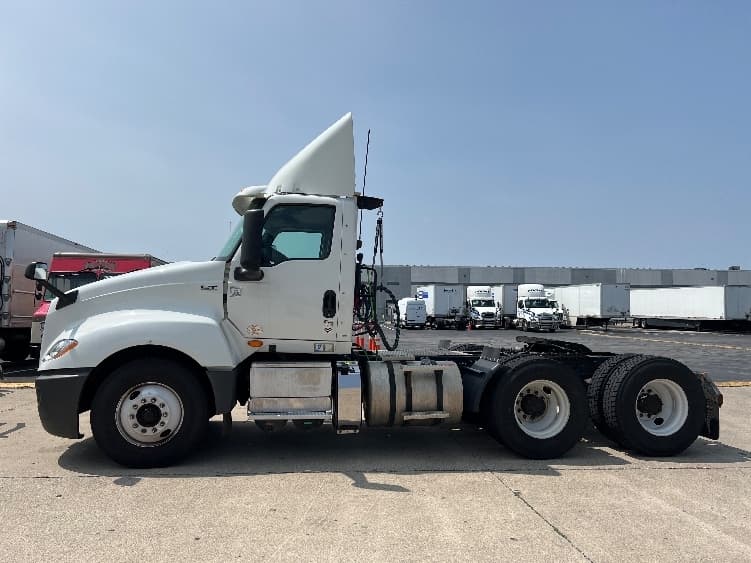 2018 International LT in Indianapolis, IN — photo 4