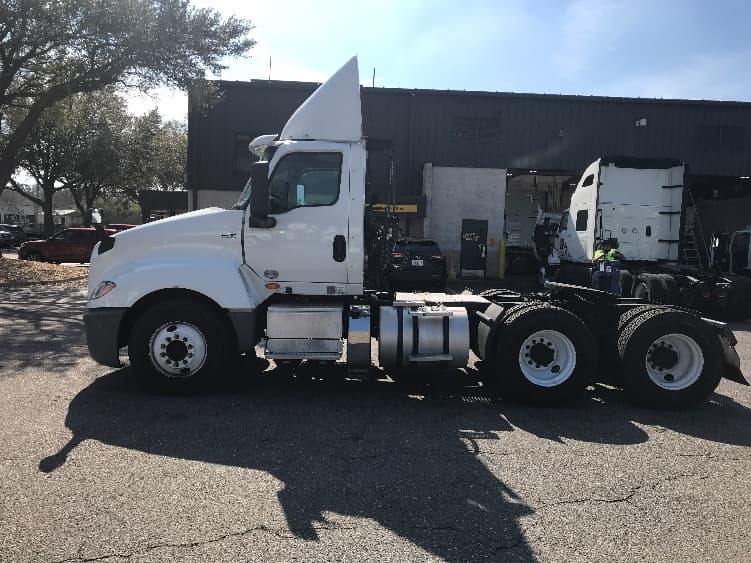 2018 International LT in Pensacola, FL — photo 4