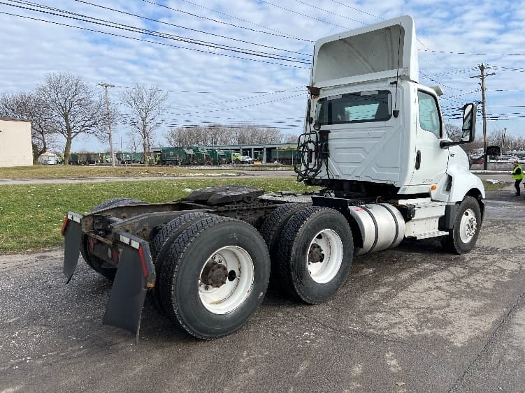 2018 International LT in Rochester, NY — photo 7