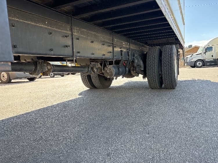 2018 Freightliner M2 106 in El Paso, TX — photo 5