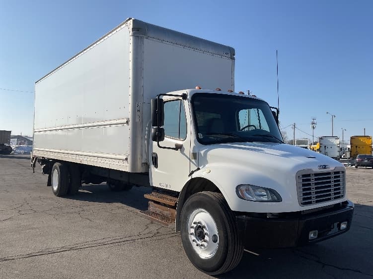 2018 Freightliner M2 106