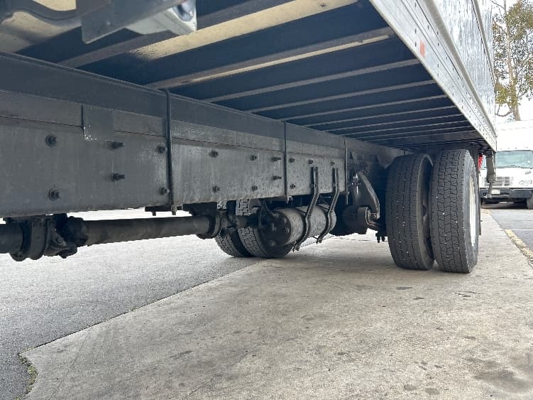 2018 Freightliner M2 106 in Torrance, CA — photo 5