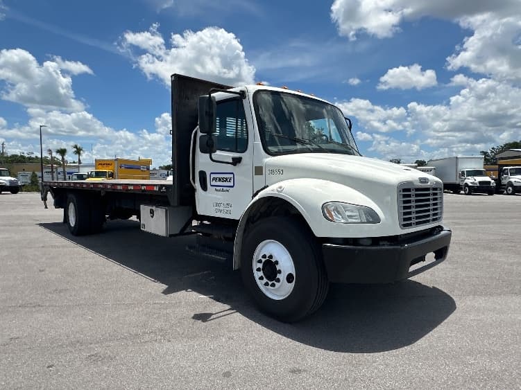 2019 Freightliner M2 106