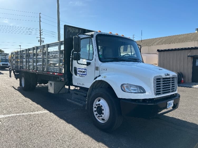 2019 Freightliner M2 106